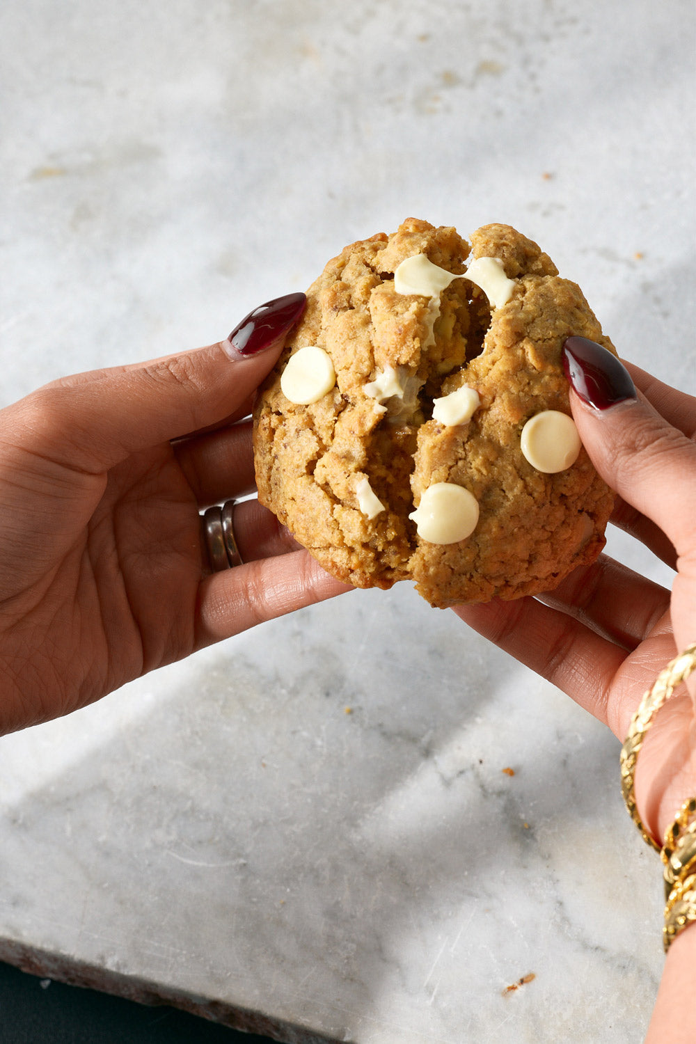 WHITE CHOC MACADAMIA MAGIC MEGA COOKIE