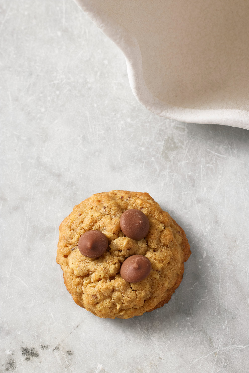 BELGIAN MILK CHOCOLATE COOKIES